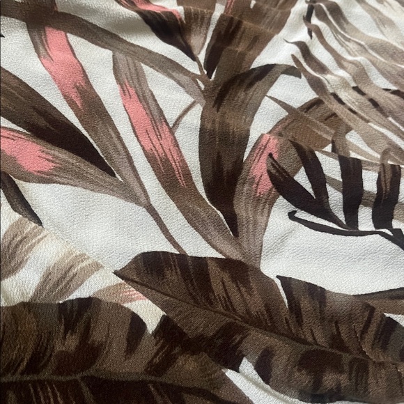 Tropical Print Wrap Dress - Picture 4 of 9